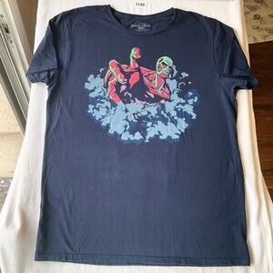 Lootwear Men’s Short Sleeve T-shirt size L, Dark Blue,Attack of Titan Funimation